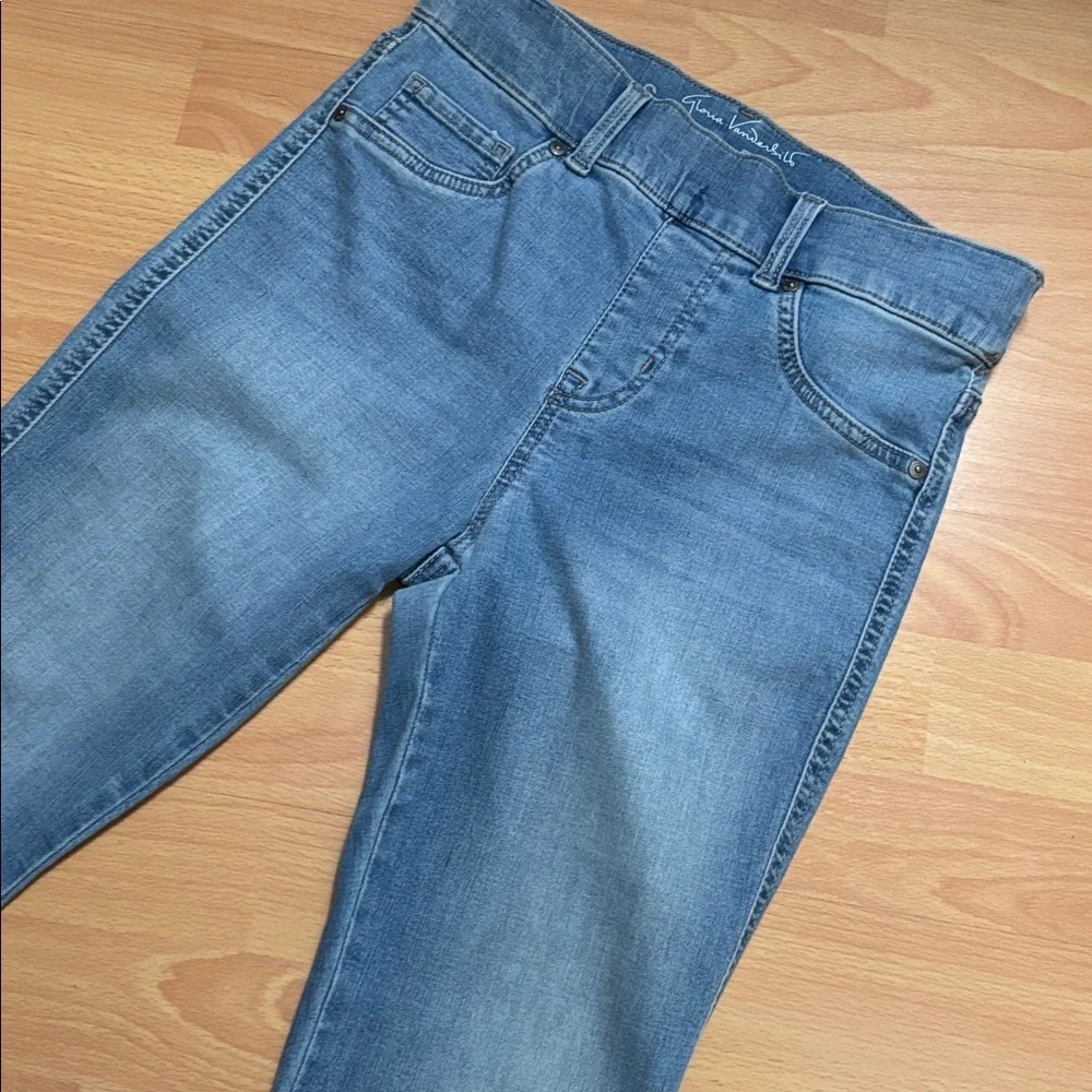 Gloria Vanderbilt Light Blue High Rise Flare Jeans Size 4P - Picture 6 of 12